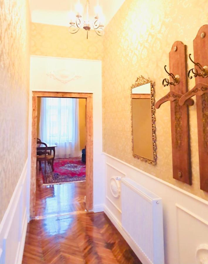 Filip Apartment Nagyvárad Kültér fotó